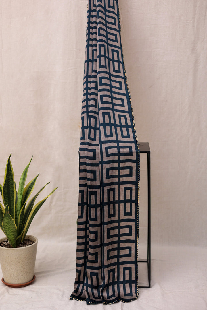 Blue Viscose Scarf with Geometric Pattern